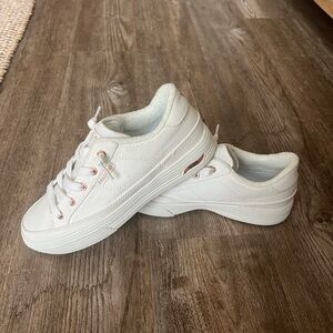 Skechers Women's White Platform Sneakers